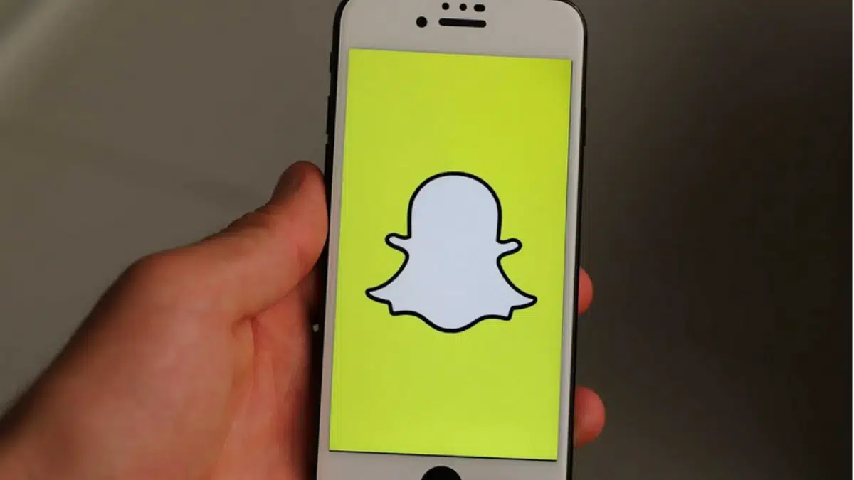 A Day in the Life of a Snapchat Hacker