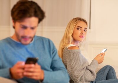 10 Apps to Catch a Cheater Without Their Phone
